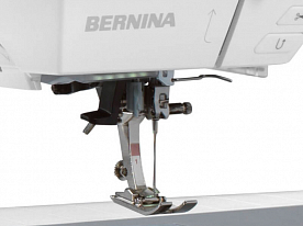 Швейная машина Bernina 735 шагающая лапка № 50 в комплекте